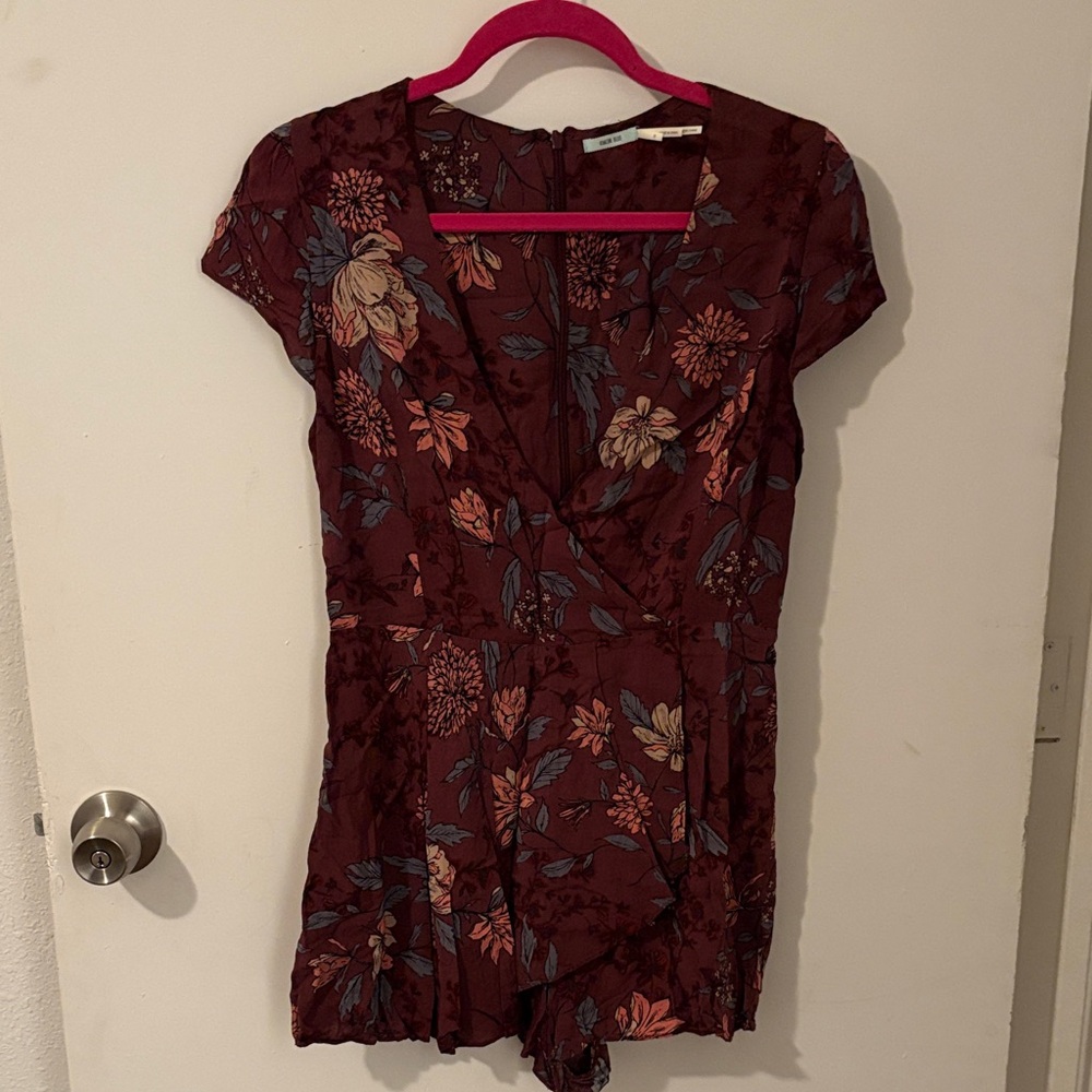 Kimchi Blue Floral Romper - Burgundy and Pink